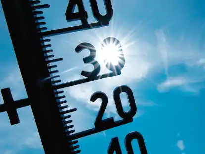 Der Tanz in den Mai steht bevor. Ob die Feierlichkeiten bei gutem oder schlechtem Wetter stattfinden, wei&szlig; der Deutsche Wetterdienst.