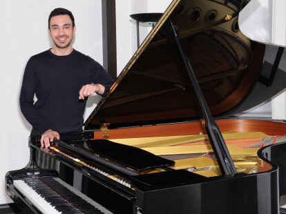 Pianist Faraz Forouzandeh spielt in der Neuen Kirche Emden