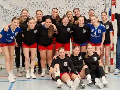 Absolvierten ein emotionales letztes Saisonspiel: die A-Juniorinnen des VfL Rastede.