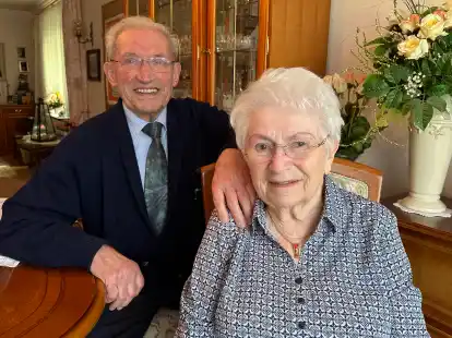 K&auml;te und Robert Conrad feiern Eiserne Hochzeit.