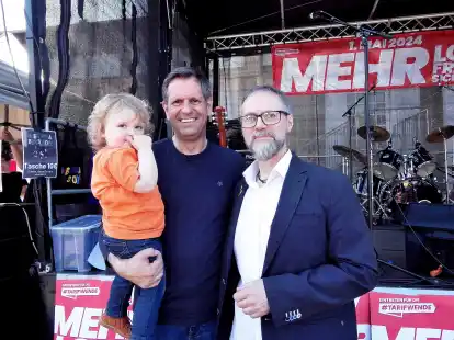 Als Gastredner konnte Axel Opitz Olaf Lies gewinnen, hier mit Enkeltochter Ella.