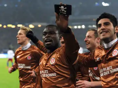 Durch ein Tor von Gerald Asamoah gewann der FC St. Pauli im Februar 2011 das Stadtderby gegen den HSV mit 1:0.