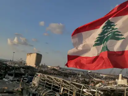 Der Libanon – ein failed state. Blick auf den 2020 explodierten Hafen in Beirut