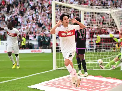 Torschütze Wooyeong Jeong und der VfB feierten gegen die Bayern einen Sieg.