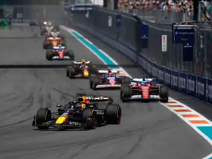 Red-Bull-Pilot Max Verstappen baute seinen Vorsprung im WM-Klassement weiter aus.