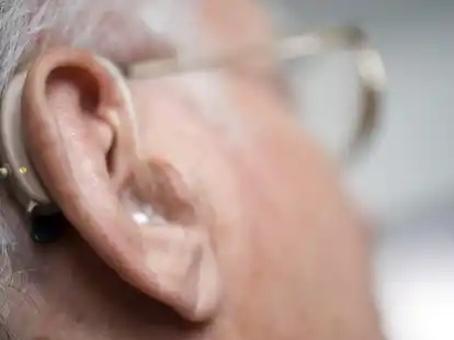 Einfach einsetzen und direkt wieder gut h&ouml;ren?&nbsp;So einfach ist es mit dem H&ouml;rger&auml;t leider nicht.