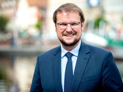 Will nicht an die Gewerbe- und die Grundsteuer ran: Emdens Oberbürgermeister Tim Kruithoff.