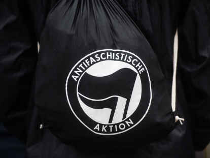 Die Antifaschistische Aktion hatte eine eigene Kundgebung in Schortens angekündigt – und sagt ihre Aktion nun ebenfalls ab.