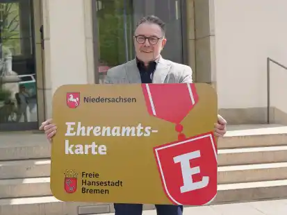 Erhielt die 25.000. Ausgabe der Ehrenamtskarte: Klaus Bertram, Leiter der Tafel in Garbsen (Region Hannover)