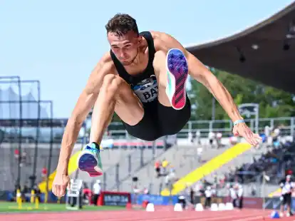 Sprang beim Diamond-League-Meeting in Doha auf Rang vier: Simon Batz.