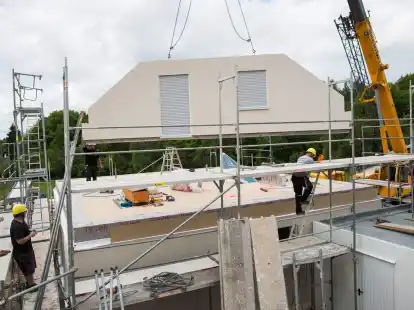 Passt das auch in 20 Jahren noch? Wer baut, sollte bei der Planung im Blick behalten, dass sich Bed&uuml;rfnisse von Familien mit der Zeit ver&auml;ndern.