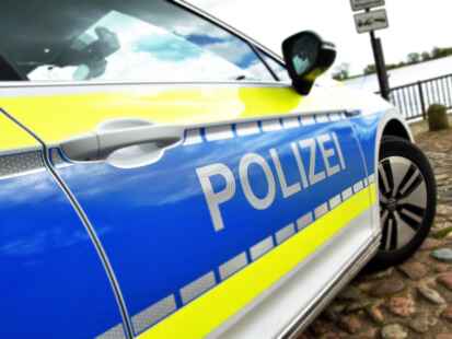 Zu einem Unfall in Berne rückte die Polizei am Sonntag aus.