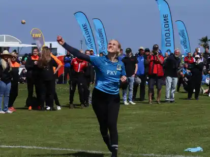 Wurde erneut Vize-Europameisterin im Klootschie&szlig;en: Lena Stulke aus Halsbek. Der Titel ging an ihre Verbandskollegin Femke Wilberts.