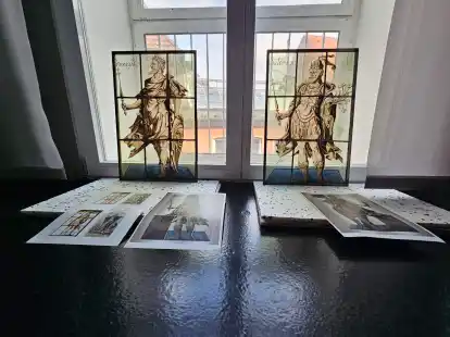 Tradition und Fortschritt sind seit &uuml;ber 150 Jahren f&uuml;r das Unternehmen als &auml;lteste Glasmalerei Deutschlands Aufgabe und Verpflichtung: so wurde die aufw&auml;ndige Restaurierung der Bilder von der Glasmalerei Dr. H. Oidtmann GmbH sorgf&auml;ltig dokumentiert.