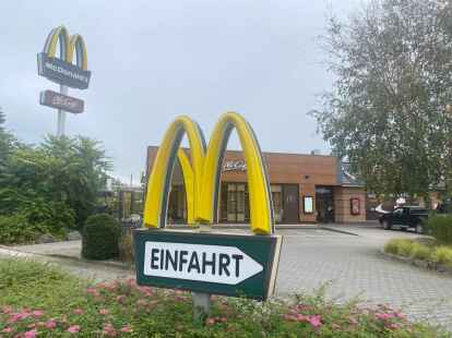 McDonald’s will sich weiterhin an der Autobahn 31 in der Gemeinde Moormerland niederlassen. Die Filiale in Leer (Bild) liegt 15 Auto-Minuten entfernt.