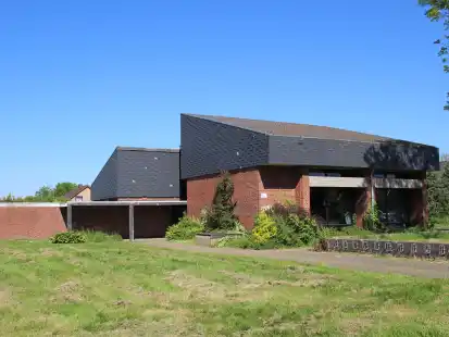 Das evangelische Gemeindehaus soll zur Kita umgebaut werden. Die ursprünglich im Gebäude angesiedelte evangelische öffentliche Bücherei wurde nun in die Grundschule Ganspe ausgelagert.
