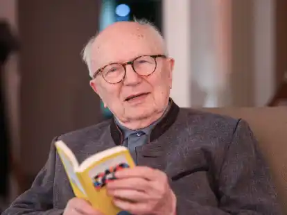 Fernsehjournalist Friedrich Nowottny wird 95 Jahre alt - und sorgt sich um die Zukunft.