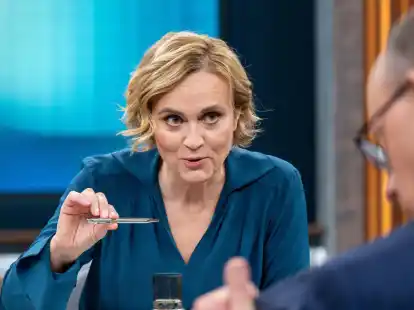 Caren Miosga (l) hat den renommierten Sendeplatz Anfang des Jahres von Anne Will &uuml;bernommen.