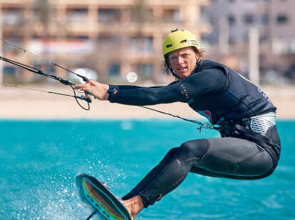 Ist bei der Olympia-Premiere seiner Sportart in Marseille dabei: Kitesurfer Jannis Maus aus Oldenbrug