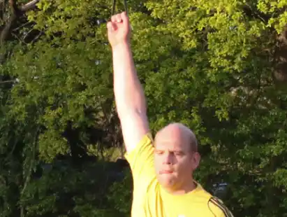 Christian Edzards und der TSV Abbehausen II feierten einen Sieg gegen Altenhuntorf.