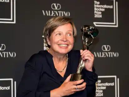 Es ist nicht Erpenbecks erster Preis: Wegen der vielen Auszeichnungen für ihre Romane gilt sie als eine der bedeutendsten deutschsprachigen Schriftstellerinnen.