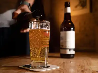 Von den untersuchten 20 alkoholfreien Bieren kann die Stiftung Warentest ein Dutzend mit dem Urteil &laquo;gut&raquo; empfehlen.