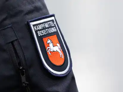 Nach einem verd&auml;chtigen Fund im Watt am Banter Seedeich in Wilhelmshaven musste der Kampfmittelbeseitigungsdienst Niedersachsen anr&uuml;cken.