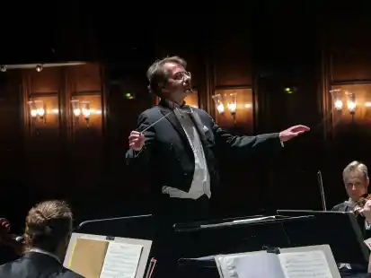Generalmusikdirektor des Stadttheaters und des Philharmonischen Orchesters Bremerhaven: Marc Niemann