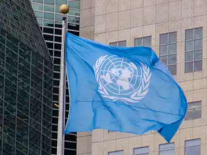 Die Flagge der Vereinten Nationen in New York