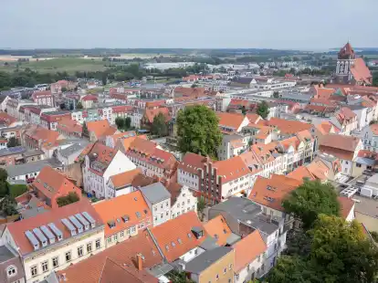 Die Altstadt von Greifswald ist schachbrettartig angelegt und nahezu komplett umgeben von einem Grüngürtel, den Wallanlagen.