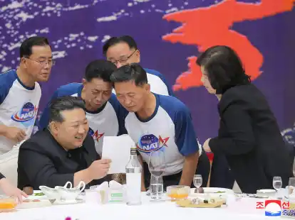 Nordkoreas Machthaber Kim Jong Un hatte angek&uuml;ndigt, sein Land werde in diesem Jahr drei weitere Aufkl&auml;rungssatelliten starten lassen.