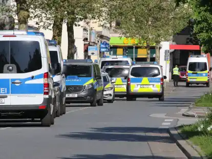 Polizeieinsatz auf Bremerhavens Sex Meile Lessingstraße Freier  