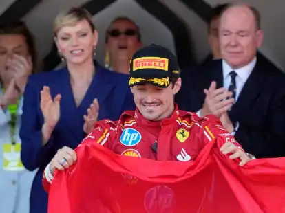 Ferrari-Pilot Charles Leclerc hat erstmals sein Formel-1-Heimrennen in Monaco gewonnen.
