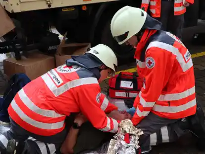 An mehreren Stationen &uuml;ber das Stadtzentrum verteilt wurden die Teams der DRK-Bereitschaften mit verschiedenen Notf&auml;llen konfrontiert.