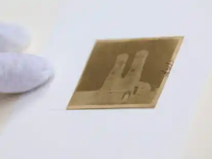 Das vier mal vier Zentimeter gro&szlig;e Foto des Mineralogen Franz von Kobell stammt aus dem Jahr 1837.