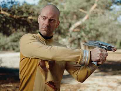 Die Hauptrolle des Captain McClane im Film „Loreley – Monster – A Star Trek Fan Production“ übernimmt Drehbuchautor Dennis Strauß.