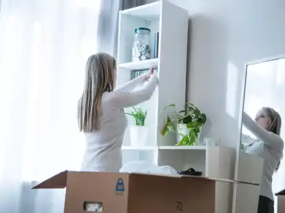 Nicht sicher, ob man sich von einer Sache trennen m&ouml;chte? Dann ab in eine Kiste damit - vermisst man sie in den Wochen danach nicht, zeigt das: Kann ausgemistet werden.