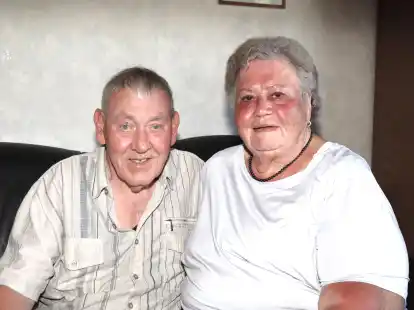 Karl Heinz und Annemarie H&uuml;ttel feiern ihre diamantene Hochzeit.