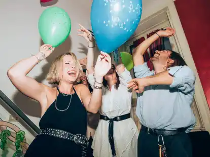 2024 wird alles besser! Der Jahreswechsel motiviert dazu, die eigenen Gewohnheiten zu hinterfragen und Ver&auml;nderungen anzusto&szlig;en.