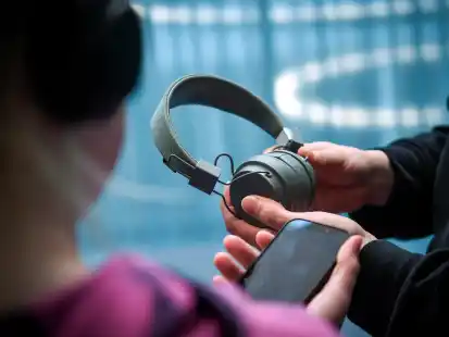 &Uuml;ber das Internet wurden mutma&szlig;lich gef&auml;lschte Kopfh&ouml;rer angeboten.