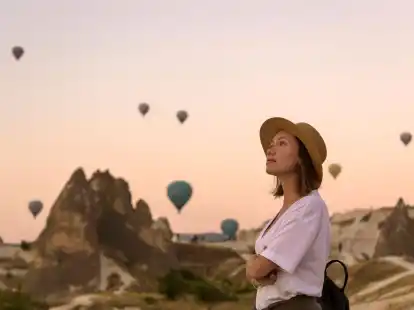 Allein zu reisen, kann das Selbstvertrauen wachsen lassen.