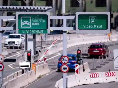 Auf einigen Routen m&uuml;ssen Autofahrer in &Ouml;sterreich zus&auml;tzlich zur Vignettenpflicht eine sogenannte Streckenmaut bezahlen.