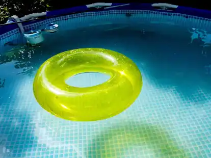 Ein Ferienhaus in Toplage, mit Pool und das zu einem unversch&auml;mt g&uuml;nstigen Preis? Reisewillige sollten jetzt skeptisch sein - besonders dann, wenn der Preis gleich komplett f&auml;llig wird.