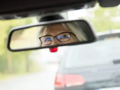 Die Augen sollten m&ouml;glichst alle zwei Jahre &uuml;berpr&uuml;ft werden - unabh&auml;ngig davon, ob man eine Brille tr&auml;gt oder nicht.