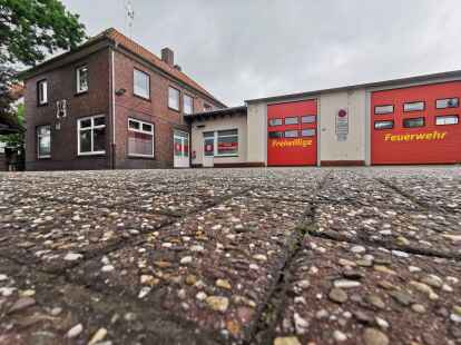 Die Feuerwehr ist in einen Neubau im Baugebiet Hoheweg umgezogen – das alte Feuerwehrgerätehaus steht nun zum Verkauf.