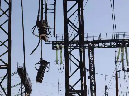 Deutschland und mehrere andere EU-Staaten haben nach der Zerst&ouml;rung von Energieinfrastruktur der Ukraine durch russische Raketen und Drohnen zus&auml;tzliche Stromgeneratoren angeboten.