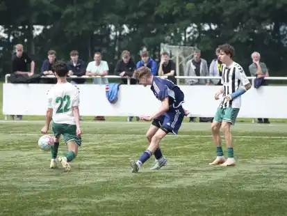 Kickers Emdens A-Jugend macht in der Saison 2023/24 den Aufstieg in die Niedersachsenliga mit einem Sieg gegen den VfL Oldenburg (fast) perfekt