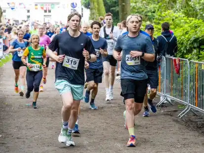 543 L&auml;uferinnen und L&auml;ufer erreichten beim 10-Kilometer-Lauf das Ziel.