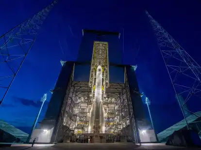 Testmodell der Tr&auml;gerrakete Ariane 6 im September 2023 in Franz&ouml;sisch-Guayana.