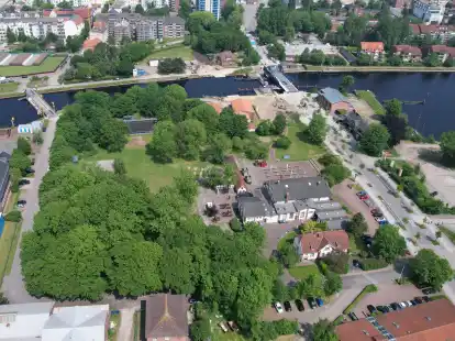 Im nördlichen Teil des Pumpwerk-Parks, direkt am Ems-Jade-Kanal könnte Wilhelmshavens neue Stadthalle entstehen.